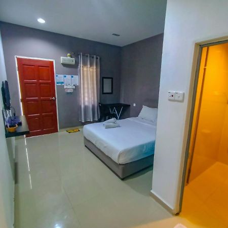 Bonda Room Stay Langkawi Пантай-Ченанг Екстер'єр фото